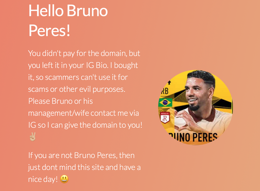 Bruno Peres non rinnova il dominio del sito: lo compra un ragazzo di Reykjavík Bruno Peres non rinnova il dominio del sito: lo compra un ragazzo di Reykjavík