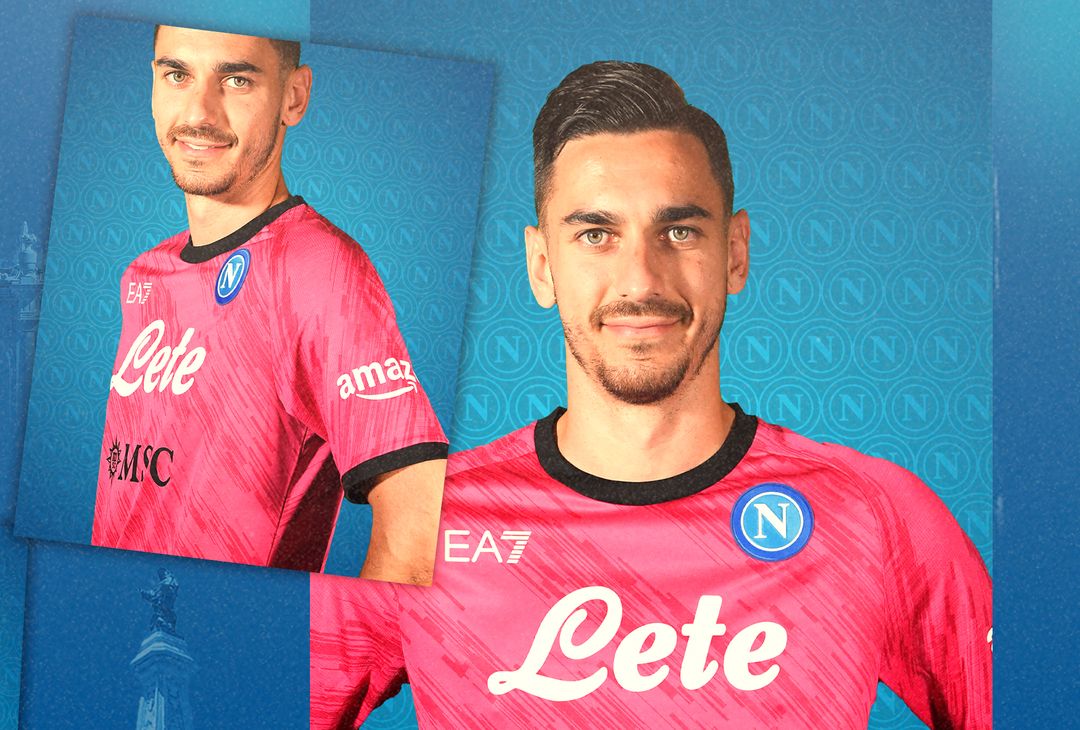 FOTO Quattro azzurri posano con le nuove maglie del Napoli - immagine 2