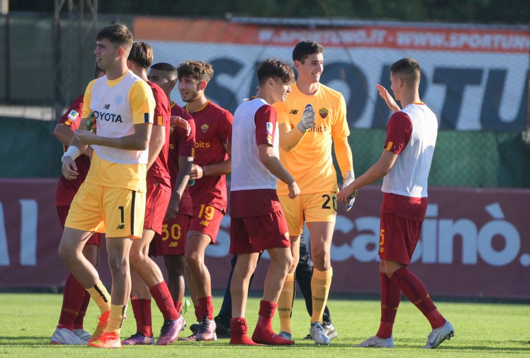 Primavera, la Roma batte il Verona sotto gli occhi di Pinto e Mourinho – FOTO GALLERY - immagine 15