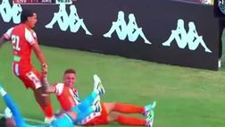 VIDEO / Colombia, giocatori fingono crampi per difendere il pareggio