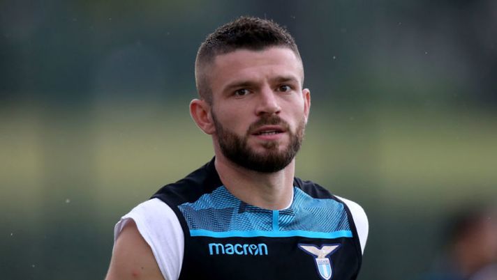Berisha, piccolo allarme per l’asta: infortunio no stop, si allungano i tempi di recupero - immagine 1