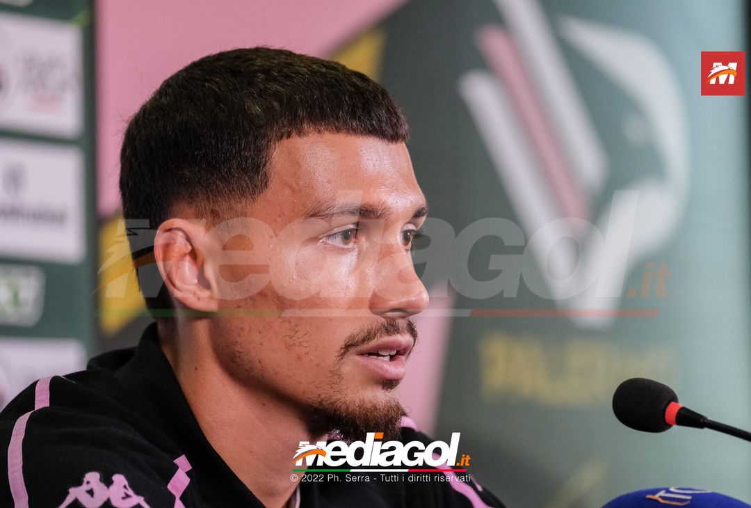 FOTO PALERMO, La presentazione di Davide Bettella in conferenza stampa (Gallery) - immagine 6