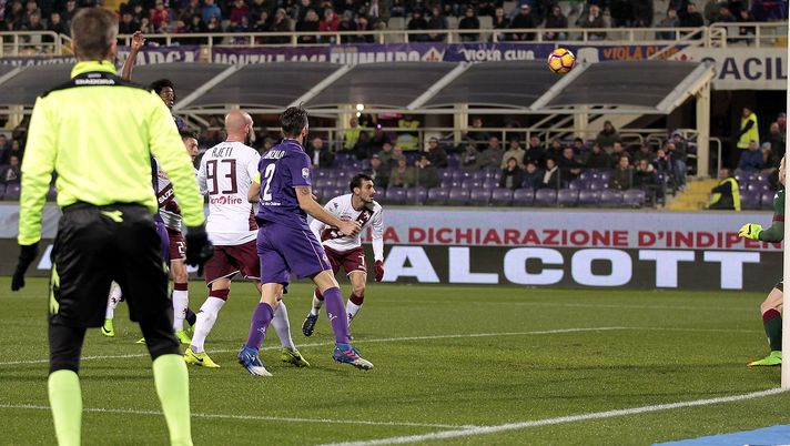 FLORENCE, ITALY - FEBRUARY 27: Nikola Kalinic of ACF Fiorentina scores a goal during the Serie A match between ACF Fiorentina and FC Torino at Stadio Artemio Franchi on February 27, 2017 in Florence, Italy.  (Photo by Gabriele Maltinti/Getty Images) 