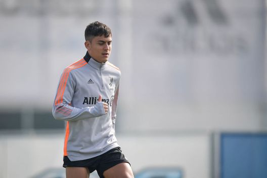 Dybala, dalla Juve nuova offerta al ribasso. A zero ghiotta opportunità per le big- immagine 2