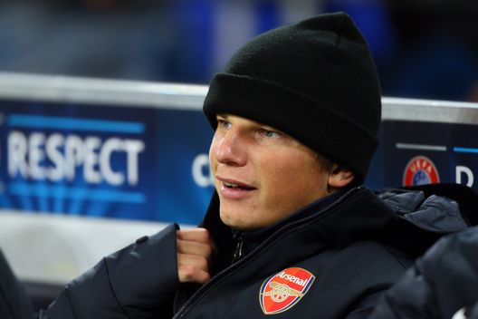 GELSENKIRCHEN, GERMANY - NOVEMBER 06: Andrey Arshavin of Arsenal sits on the bench prior to the UEFA Champions League group B match between FC Schalke 04 and Arsenal FC at Veltins Arena on November 6, 2012 in Gelsenkirchen, Germany. (Photo by Christof Koepsel/Bongarts/Getty Images) GELSENKIRCHEN, GERMANY - NOVEMBER 06: Andrey Arshavin of Arsenal sits on the bench prior to the UEFA Champions League group B match between FC Schalke 04 and Arsenal FC at Veltins Arena on November 6, 2012 in Gelsenkirchen, Germany. (Photo by Christof Koepsel/Bongarts/Getty Images)