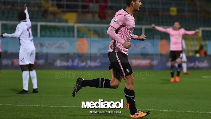 PALERMO, ITALY - DECEMBER 28:  Ivaylo Chochev of Palermo celebrates after scoring the opening goal during the Serie B match between US Citta di Palermo and US Salernitana on December 28, 2017 in Palermo, Italy.  (Photo by Tullio M. Puglia/Getty Images) 