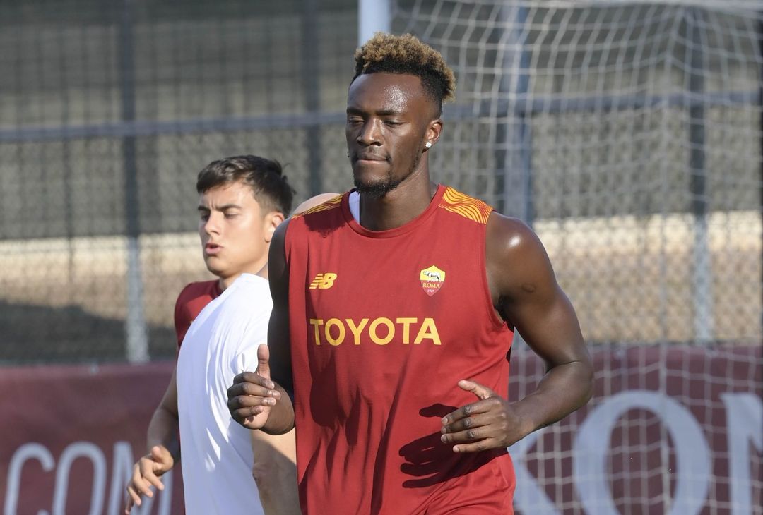 Roma, rifinitura prima del Monza: Belotti c’è. Squadra in ritiro – FOTO GALLERY - immagine 34