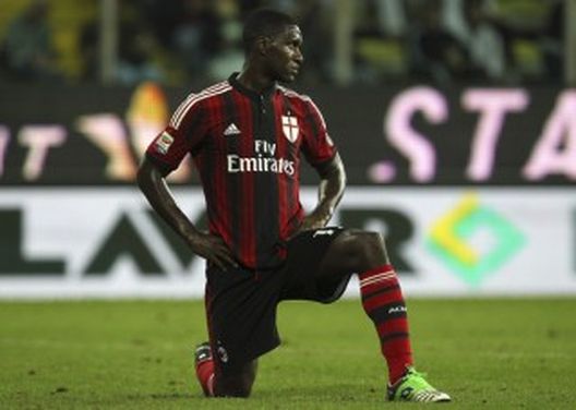 Cristian Zapata (fonte foto: www.zimbio.com) Cristian Zapata (fonte foto: www.zimbio.com)