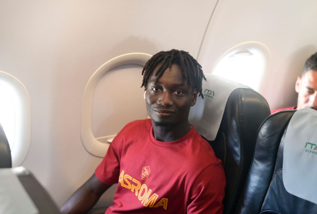 La Roma in partenza per il Portogallo – FOTO GALLERY - immagine 14