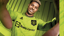 Manchester United, la terza maglia è… verde