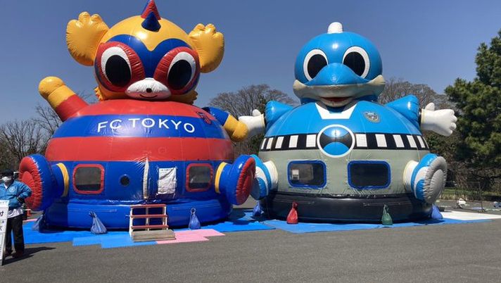 Gonfiabili e cartellino rosso: treble Kawasaki Frontale nel derby di Tokyo - immagine 1