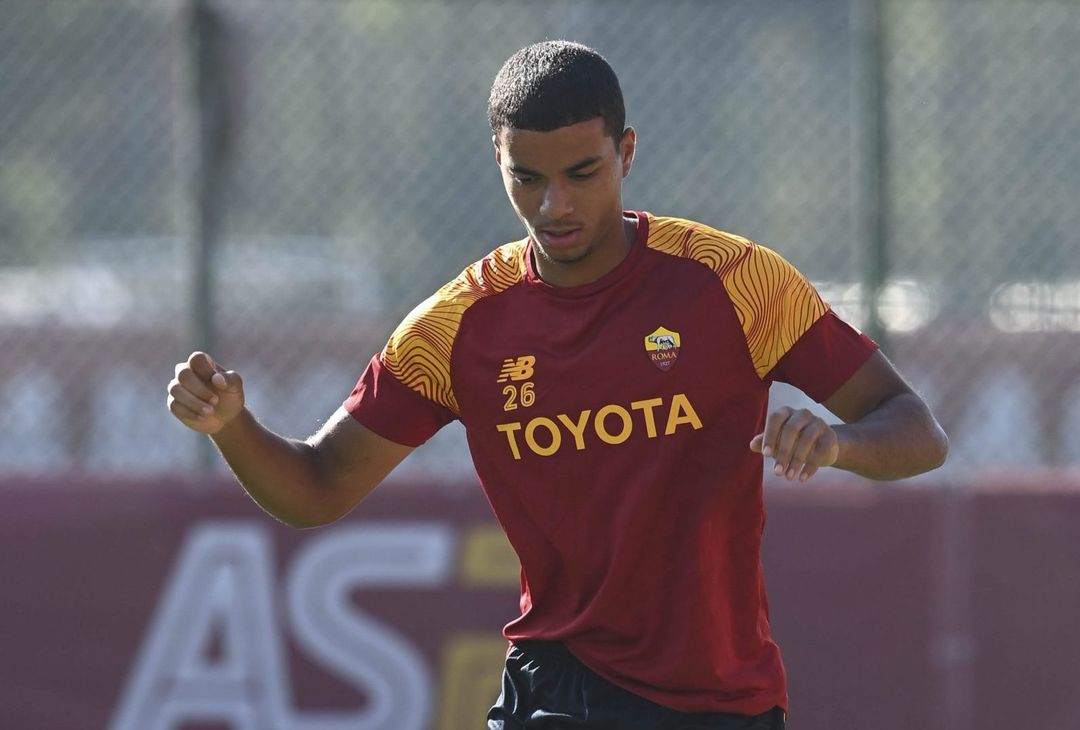 Trigoria, ripresa in vista della Samp: in campo Zaniolo e Karsdorp – FOTO GALLERY - immagine 36