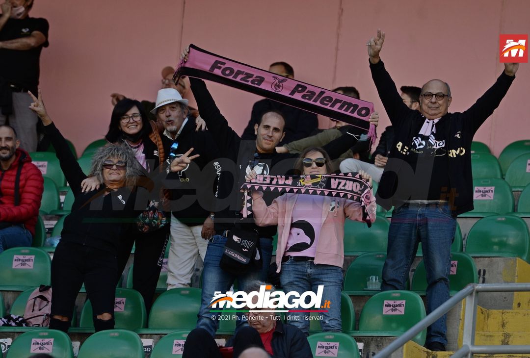 FOTO, i tifosi allo stadio per Palermo – Potenza 2-0 (Gallery) - immagine 63