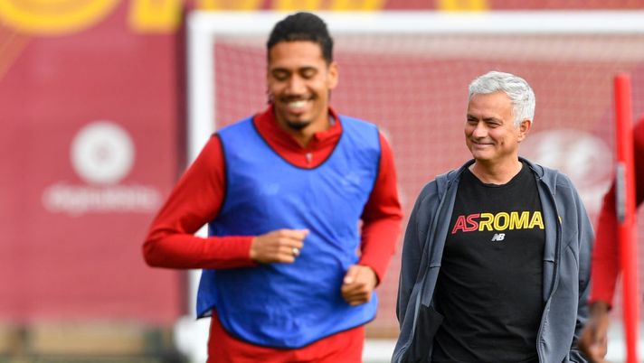 Getty Images Mourinho fiero della Roma: “Solo persone speciali fanno parte di questa famiglia” - immagine 1