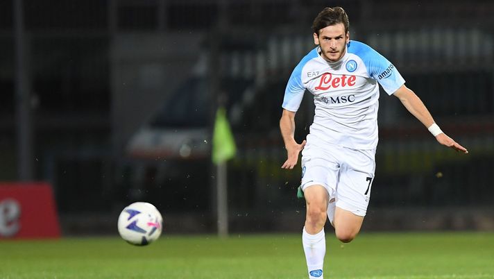 CASTEL DI SANGRO, ITALY - JULY 31: Khvicha Kvaratskhelia of Napoli during the Pre-season Friendly match between SSC Napoli and Mallorca on July 31, 2022 in Castel di Sangro, Italy. (Photo by SSC NAPOLI/SSC NAPOLI via Getty Images) kvaratskhelia