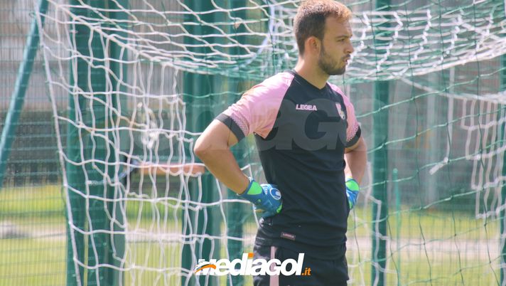 Palermo, ufficiale l’arrivo di Brignoli: il comunicato Palermo, ufficiale l’arrivo di Brignoli: il comunicato
