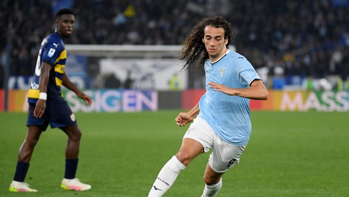 ROME, ITALY - APRIL 28: Matteo Guendouzi of SS Lazio in action during the Serie match between Lazio and Parma at Stadio Olimpico on April 28, 2025 in Rome, Italy. (Photo by Marco Rosi - SS Lazio/Getty Images) Lazio-Juventus, Guendouzi a Dazn: “Contro la Juve dovremo dare il massimo. Sul futuro…” - immagine 1