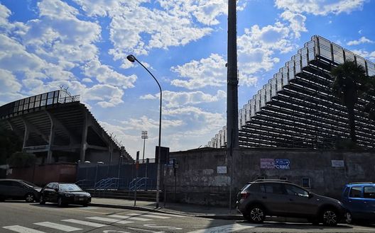 Lo stadio Sinigaglia Lo stadio Sinigaglia