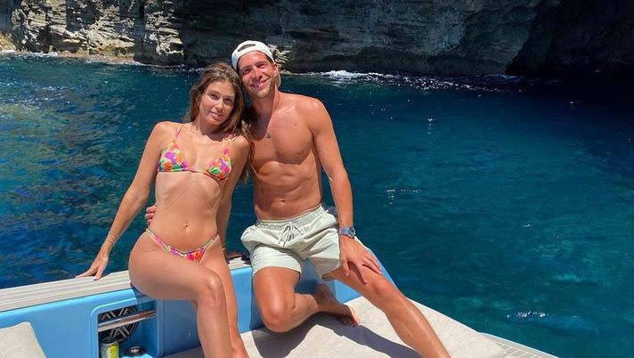 Oggi Sergi Roberto compie 32 anni, la dedica social della sua Coral - immagine 1