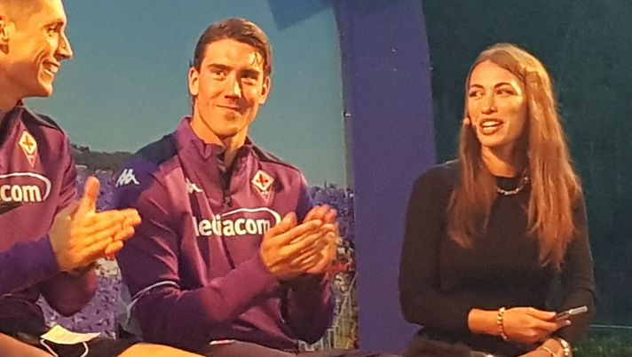 Vlahovic: “Contro la Roma daremo il 200%, felice di essere a Firenze” Vlahovic: “Contro la Roma daremo il 200%, felice di essere a Firenze”