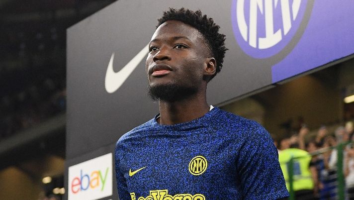 UFFICIALE – Agoumé lascia l’Inter e va al Siviglia: la formula del trasferimento - immagine 1