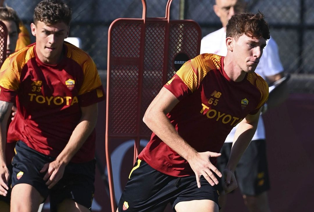 Trigoria, la Roma torna in campo in vista della sfida col Verona – FOTO GALLERY - immagine 3