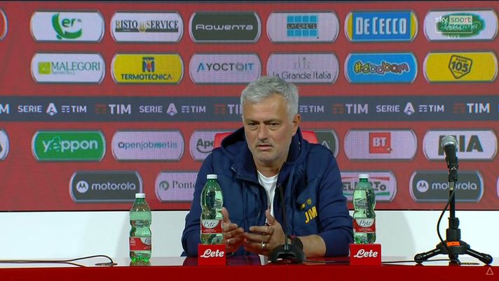 Mourinho: “Chiffi peggior arbitro avuto in carriera. Roma non ha forza. Con l’Inter…” - immagine 1