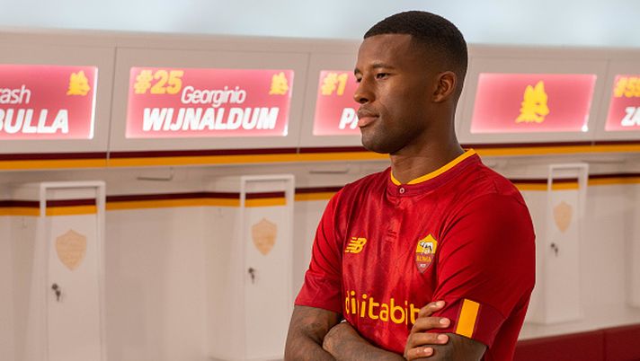 ROME, ITALY - AUGUST 05: AS Roma new signing Georginio Wijnaldum poses during his first photo shoot at Centro sportivo Fulvio Bernardini on August 05, 2022 in Rome, Italy. (Photo by Fabio Rossi/AS Roma via Getty Images) LOTITO E LA FICTION TELEFONICA