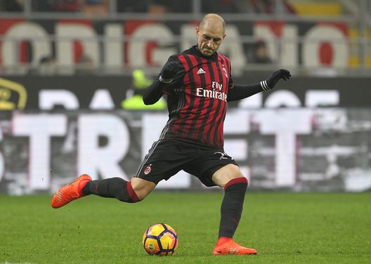  MILAN, ITALY - FEBRUARY 19: Gabriel Paletta of AC Milan in action during the Serie A match between AC Milan and ACF Fiorentina at Stadio Giuseppe Meazza on February 19, 2017 in Milan, Italy. (Photo by Marco Luzzani/Getty Images) 