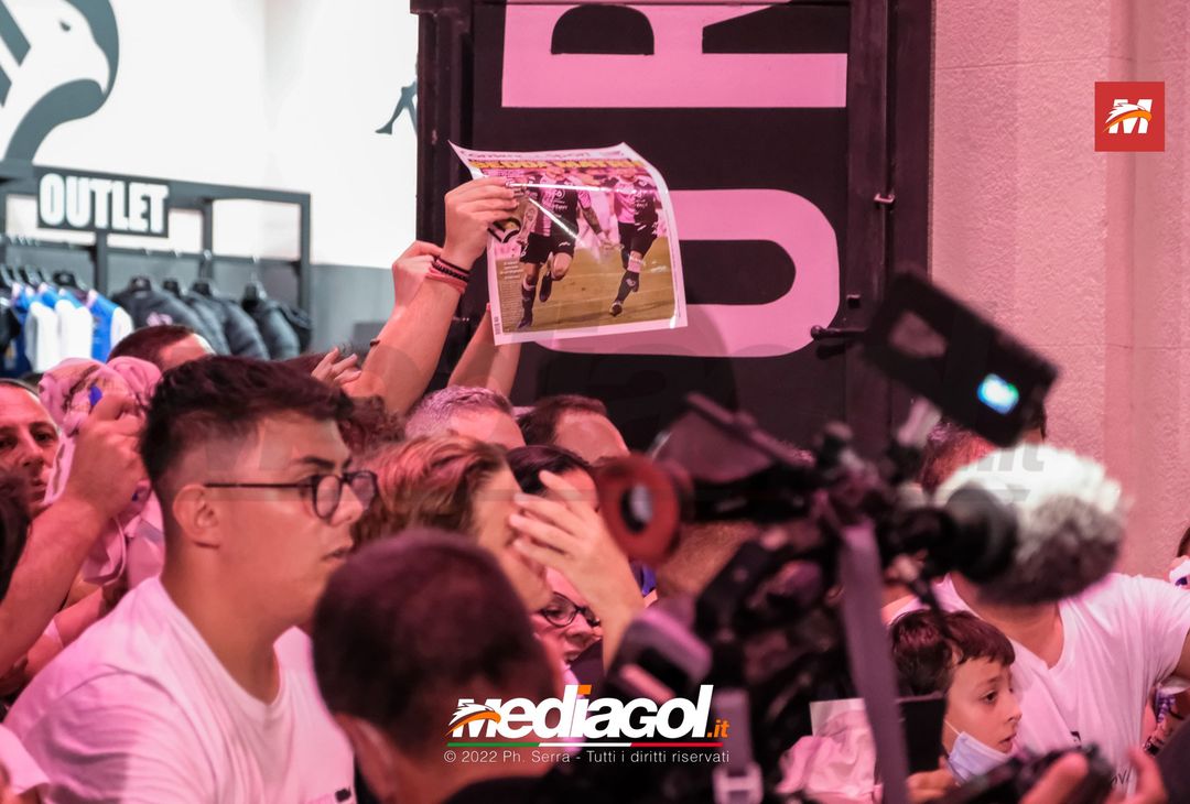 FOTO RITIRO PALERMO, Brunori e l’incontro con i tifosi al Barbera (Gallery) - immagine 79