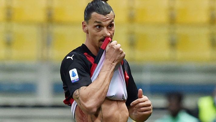 Infortunio Ibra, Sky: “Si attende la risonanza al ginocchio, i tempi minimi di recupero” - immagine 1