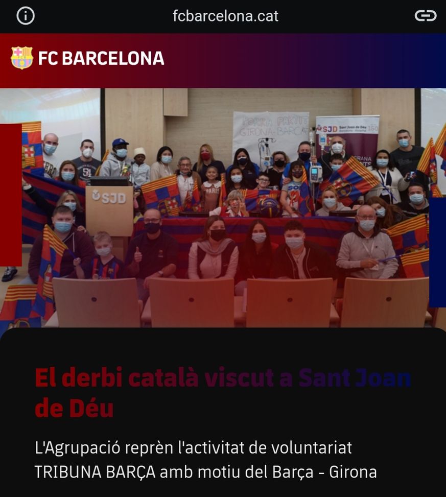 In campo il derby catalano: le glorie del Barça in ospedale con i pazienti- immagine 2
