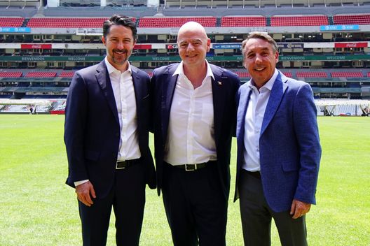 FIFA, Infantino senza dubbi: “Pelé e Diego, è l’Azteca lo stadio più importante del mondo”- immagine 3