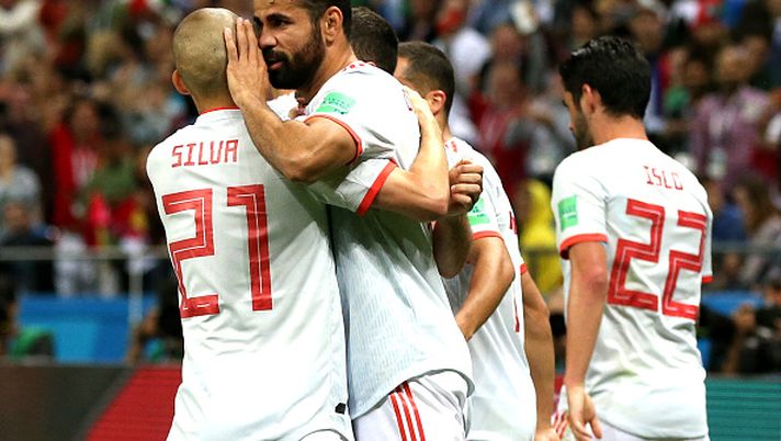 KAZAN, RUSSIA - JUNE 20:  Diego Costa of Spain celebrates with teammate David Silva after scoring his team's first goal during the 2018 FIFA World Cup Russia group B match between Iran and Spain at Kazan Arena on June 20, 2018 in Kazan, Russia.  (Photo by Francois Nel/Getty Images) 