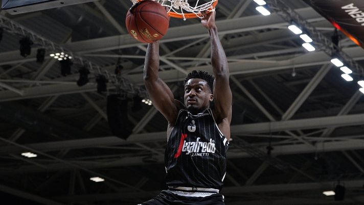 UFFICIALE – Abass rinnova con la Virtus 