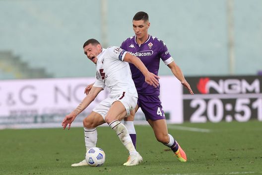 FLORENCE, ITALY - SEPTEMBER 19: Nikola Milenkovic of ACF Fiorentina battles for the ball with Andrea Belotti of Torino FC during the Serie A match between ACF Fiorentina and Torino FC at Stadio Artemio Franchi on September 19, 2020 in Florence, Italy. (Photo by Gabriele Maltinti/Getty Images) FLORENCE, ITALY - SEPTEMBER 19: Nikola Milenkovic of ACF Fiorentina battles for the ball with Andrea Belotti of Torino FC during the Serie A match between ACF Fiorentina and Torino FC at Stadio Artemio Franchi on September 19, 2020 in Florence, Italy. (Photo by Gabriele Maltinti/Getty Images)