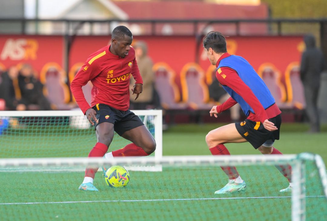 Trigoria, ripresa dopo Milan-Roma: gol di Solbakken. C’è Karsdorp – FOTO GALLERY - immagine 39