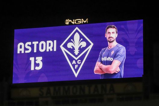 GERMOGLI PH: 3 MARZO 2021 FIRENZE STADIO ARTEMIO FRANCHI SERIE A FIORENTINA VS ROMA NELLA FOTO RICORDO DI DAVIDE ASTORI A 3 ANNI DALLA MORTE GERMOGLI PH: 3 MARZO 2021 FIRENZE STADIO ARTEMIO FRANCHI SERIE A FIORENTINA VS ROMA NELLA FOTO RICORDO DI DAVIDE ASTORI A 3 ANNI DALLA MORTE