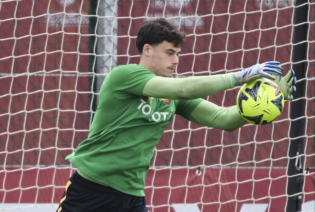 Roma, seconda giornata di allenamenti aspettando il Bologna – FOTO GALLERY - immagine 40