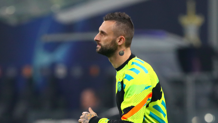Brozovic, super voto da Gazzetta: “Diventa Topolino e lavora più di Renatino del Parmigiano” Brozovic, super voto da Gazzetta: “Diventa Topolino e lavora più di Renatino del Parmigiano” - immagine 1