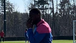 Milan-Rennes, Kalulu corre sul campo durante l’allenamento | PM Video