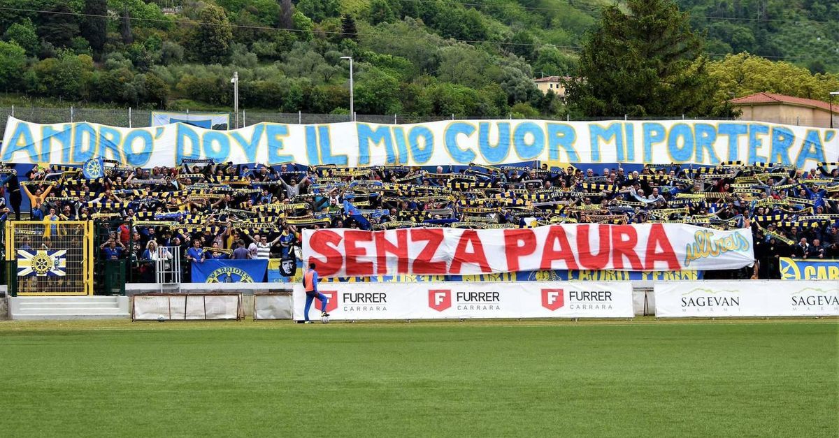Carrarese, derby con il Livorno gli Ultras chiedono un “confronto” con la società DerbyDerbyDerby Carrarese, derby con il Livorno gli Ultras chiedono un “confronto” con la società DerbyDerbyDerby