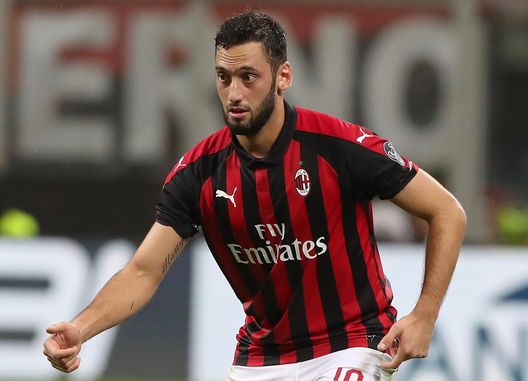 Hakan Çalhanoglu, centrocampista del Milan (credits: GETTY Images) Hakan Çalhanoglu, centrocampista del Milan (credits: GETTY Images)