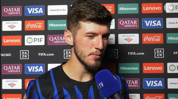 Chivu: “Contento per Pio e Sucic”. Ma poi sceglie un altro singolo: “Ha giocato partita mostruosa”- immagine 2