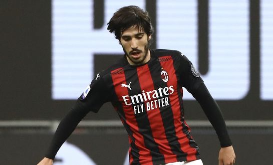 Sandro Tonali (centrocampista AC Milan), qui durante Milan-Udinese 1-1 (Serie A 2020-2021) | News (Getty Images) Sandro Tonali (centrocampista AC Milan), qui durante Milan-Udinese 1-1 (Serie A 2020-2021) | News (Getty Images)