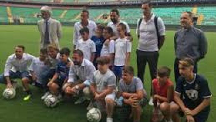 Caritas e Palermo calcio insieme per la città Caritas e Palermo calcio insieme per la città