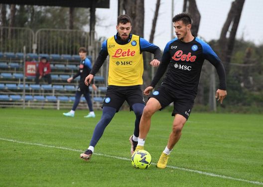 Foto SSCN Allenamento congiunto Napoli-Juve Stabia, test importante per sette azzurri- immagine 2