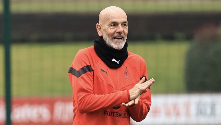 Stefano Pioli AC Milan allenamento Milanello