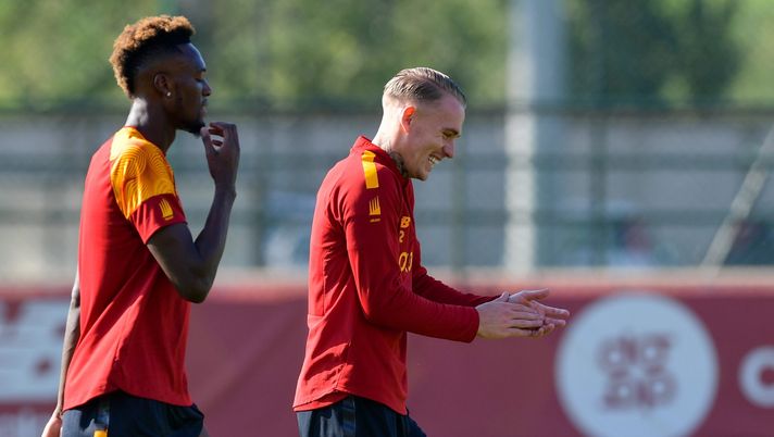 Getty Images Prove di pace, Karsdorp in gruppo - immagine 1