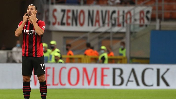 MILAN, ITALY - SEPTEMBER 12: Zlatan Ibrahimovic of AC Milan gestures during the Serie A match between AC Milan and SS Lazio at Stadio Giuseppe Meazza on September 12, 2021 in Milan, Italy. (Photo by Marco Luzzani/Getty Images) 